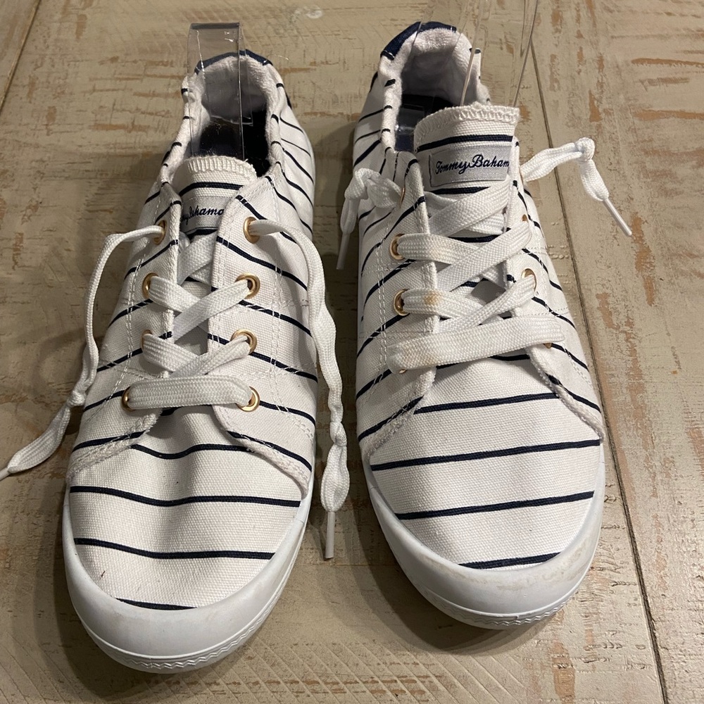 Tommy Bahama Shoes